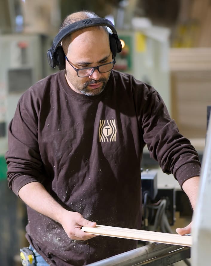 Cesar Munoz, Molder Specialist at Timber